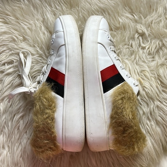 Steve madden white striped faux fur trim casual sneaker low top women’s 7.5 - Picture 2 of 9